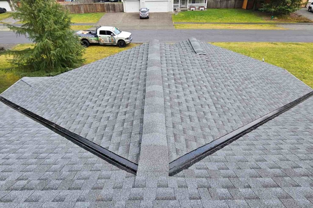 Finished roof ridge with clean alignment